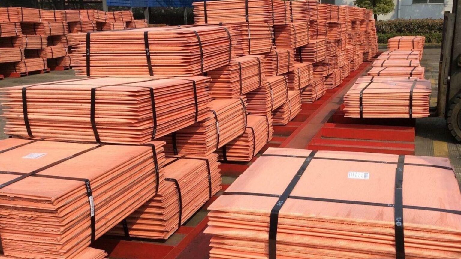 Copper cathode ready for export